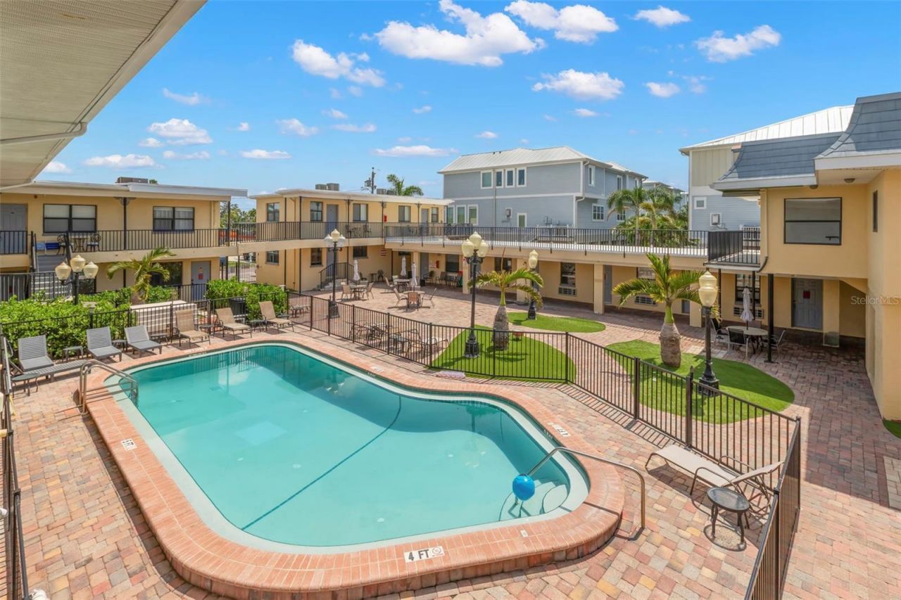 16333 Gulf Boulevard, Unit 113, Redington Beach, FL 33708 Photo