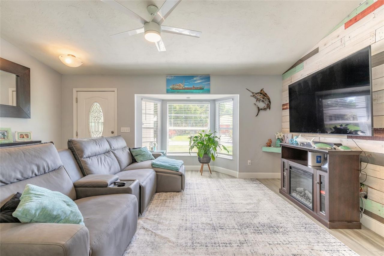 2616 Woodland Drive, Edgewater, FL 32141 Photo