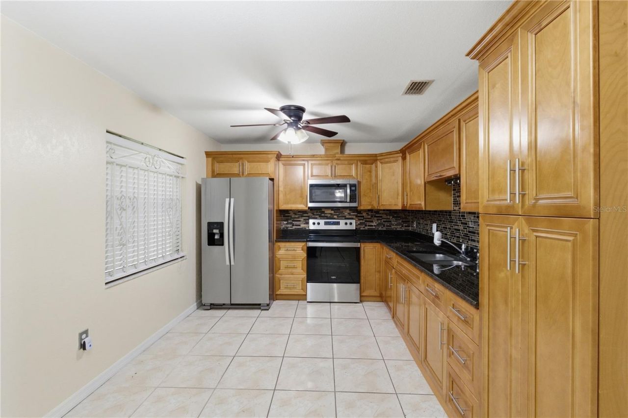 4416 N Clark Avenue, Unit 13, Tampa, FL 33614 Photo