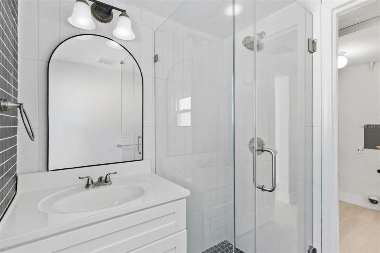 4115 Fairfield Avenue S, Saint Petersburg, FL 33711 Photo
