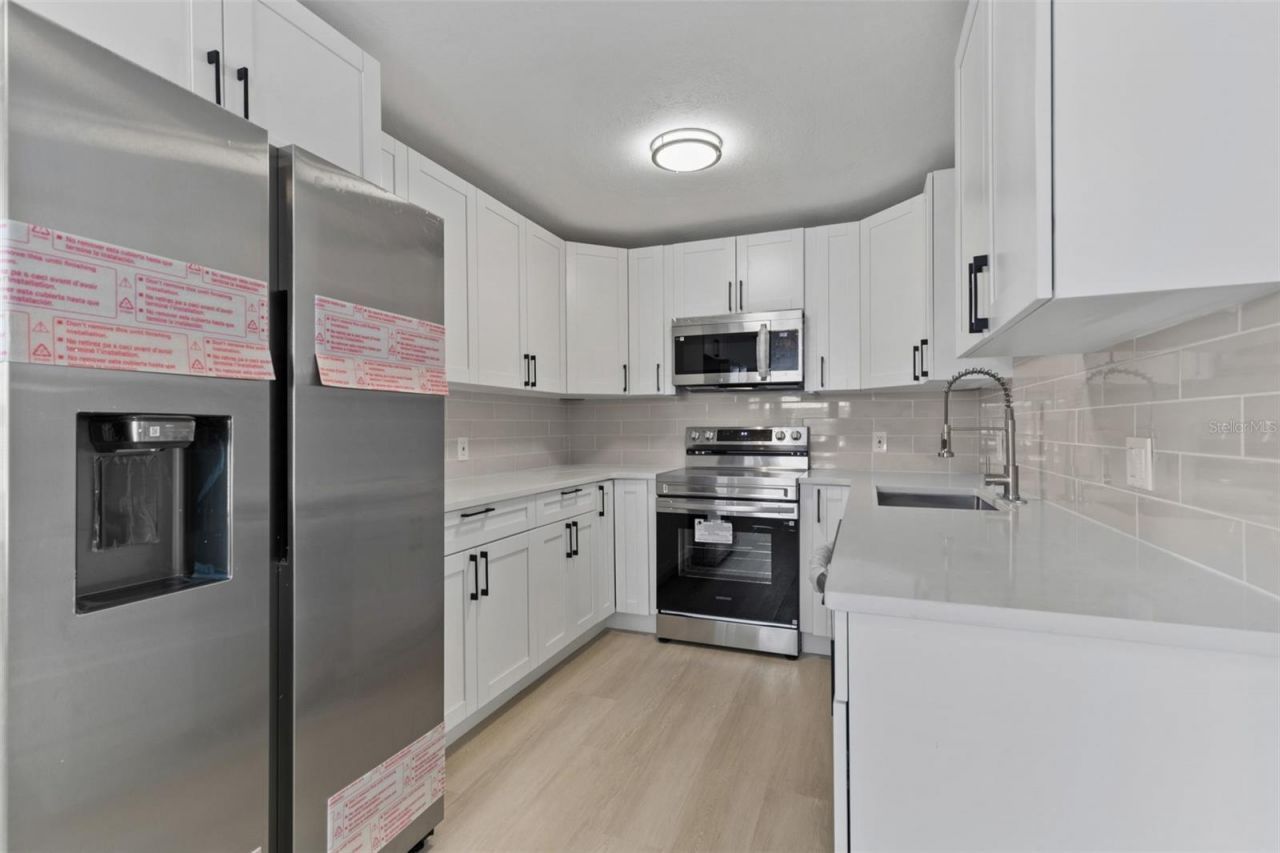 4115 Fairfield Avenue S, Saint Petersburg, FL 33711 Photo
