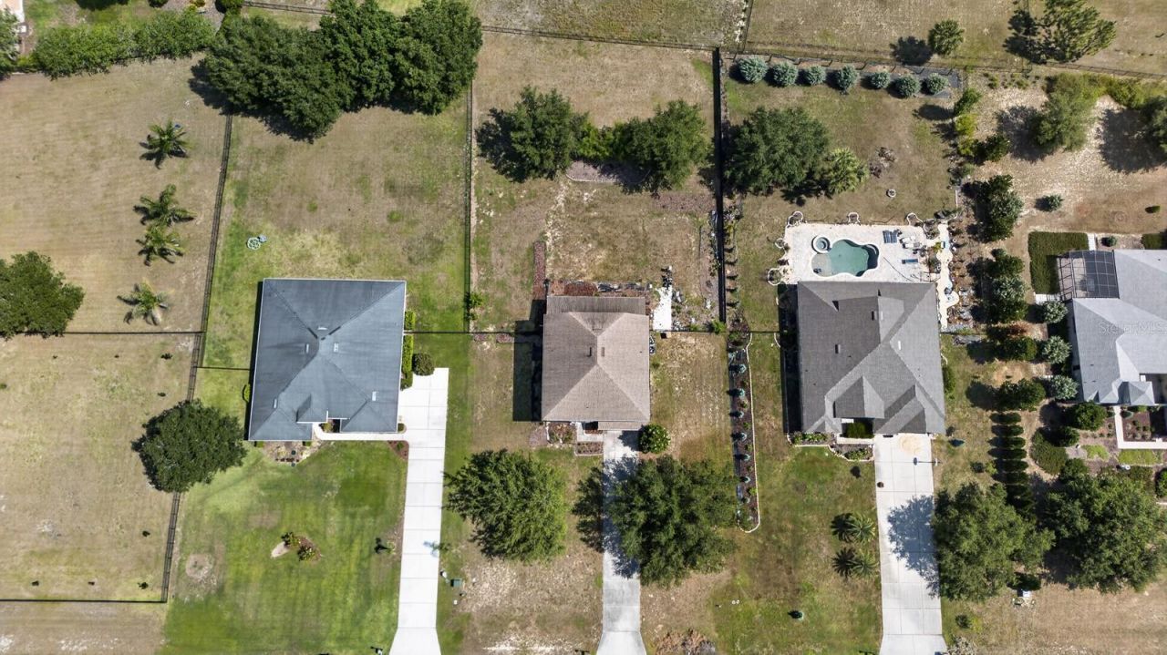 24215 Weldon Drive , Eustis, FL 32736 Photo