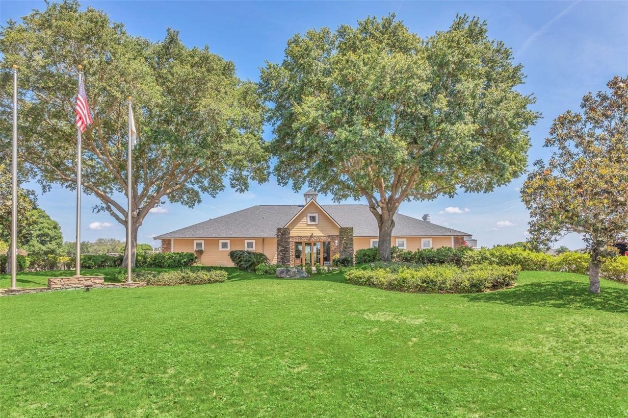 24215 Weldon Drive , Eustis, FL 32736 Photo