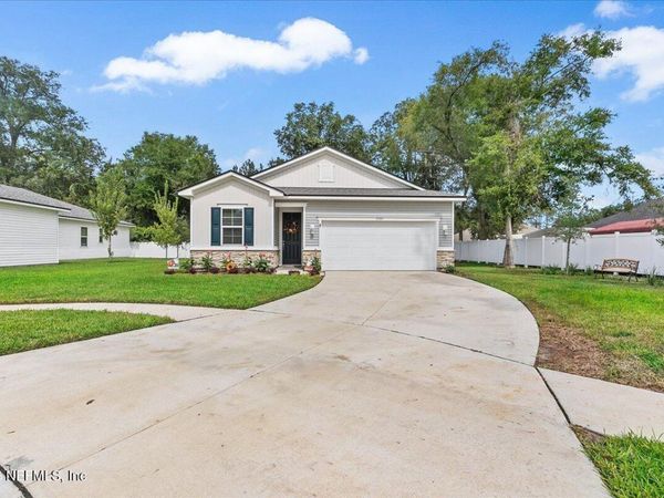 2305 LINCOLN SENDERO Trail, Jacksonville, FL 32218