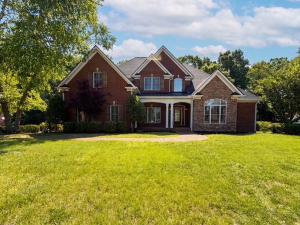 7150 Chessington Dr , Fairview, TN 37062