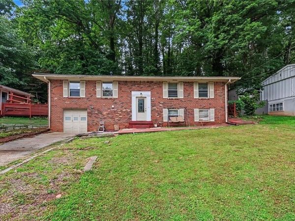 3276 Pin Oak Circle , Atlanta, GA 30340