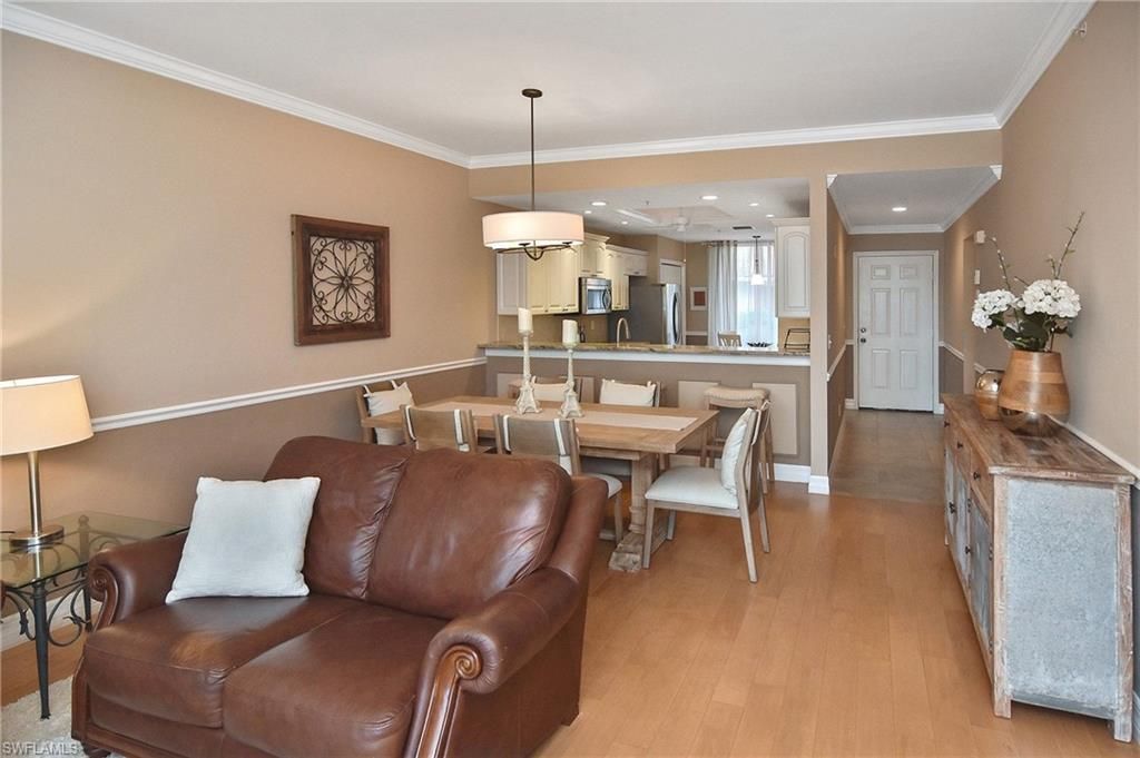8099 Queen Palm Ln, Unit 212, Fort Myers, FL 33966 Photo
