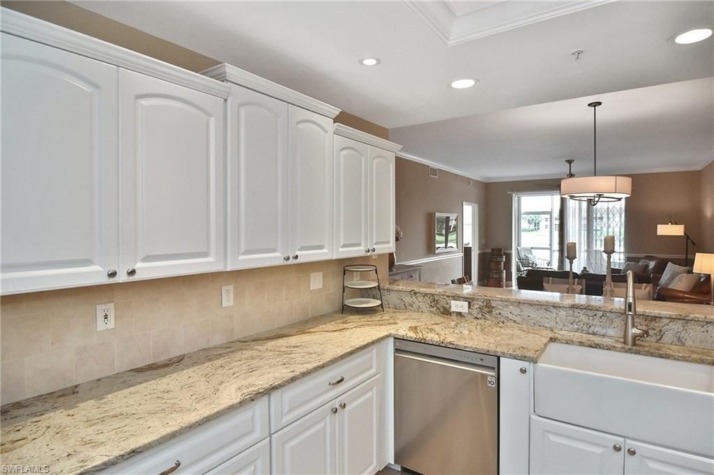 8099 Queen Palm Ln, Unit 212, Fort Myers, FL 33966 Photo