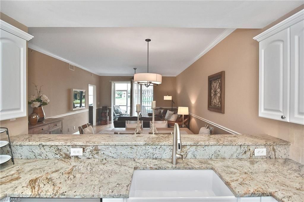 8099 Queen Palm Ln, Unit 212, Fort Myers, FL 33966 Photo