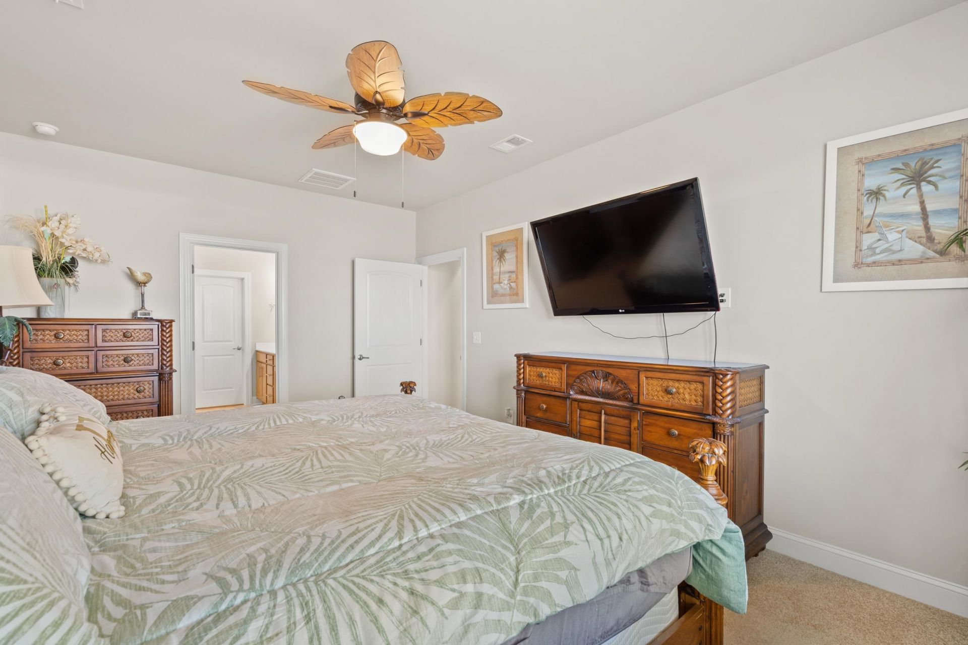 678 Oyster Dr. Photo 16