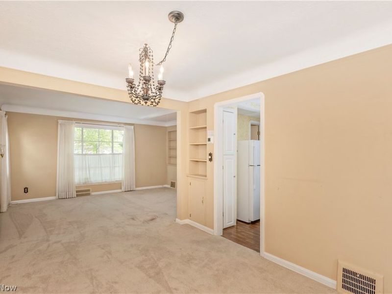 4810 Westbourne Road, Lyndhurst, OH 44124 Photo 3