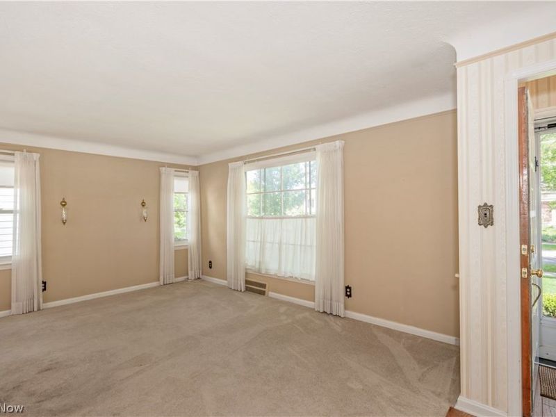 4810 Westbourne Road, Lyndhurst, OH 44124 Photo 5