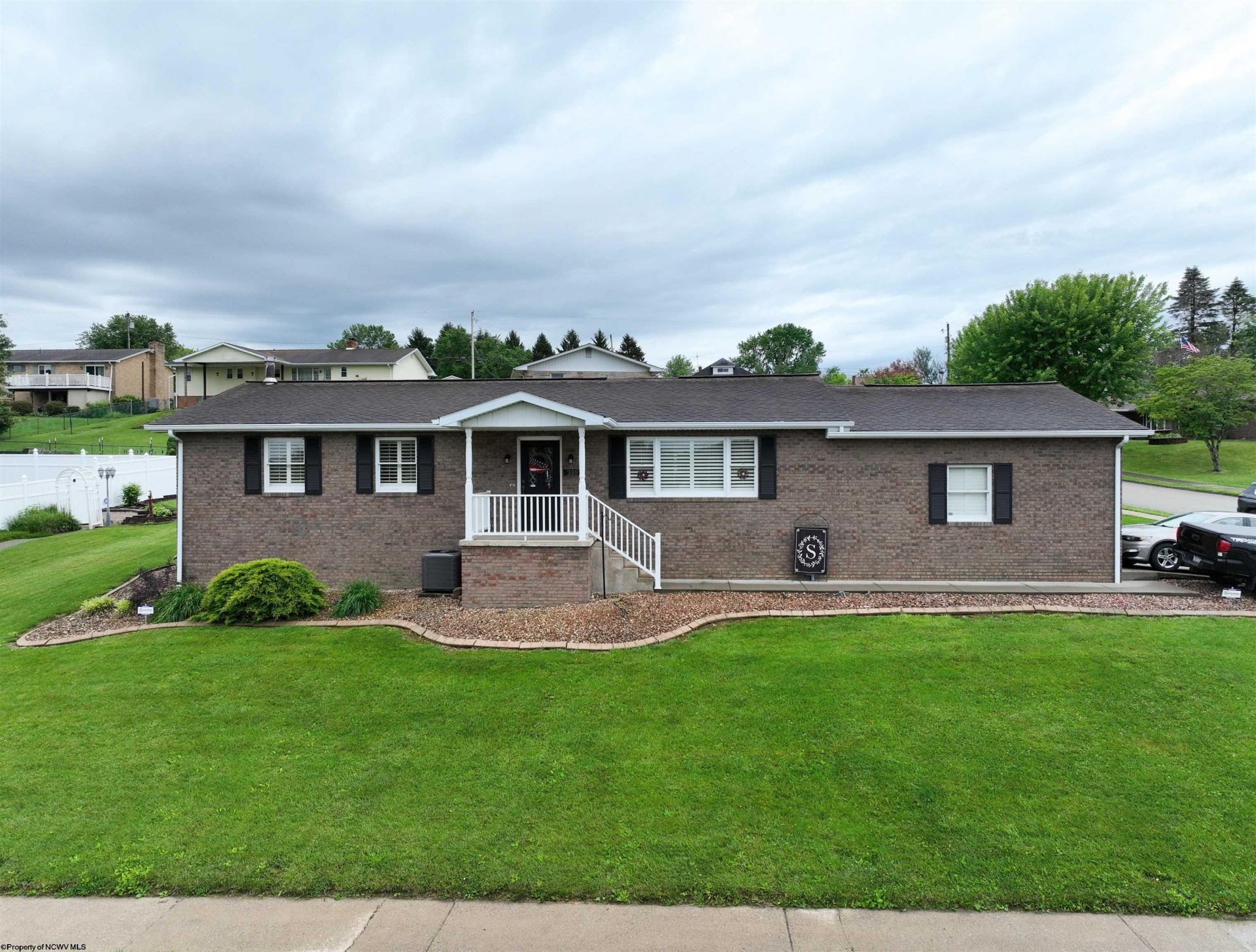 399 Jefferson Avenue, Masontown, PA 15461 Main Photo