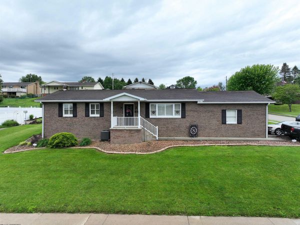 399 Jefferson Avenue, Masontown, PA 15461