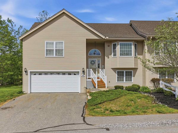 56 Hall Road, Fremont, NH 03044