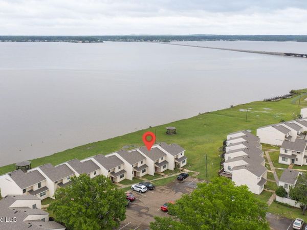 1056 Windrose Drive, Brandon, MS 39047