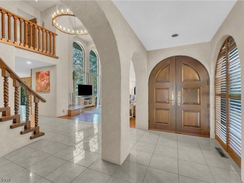 8551 Hunters Trail SE, Howland, OH 44484 Photo 9