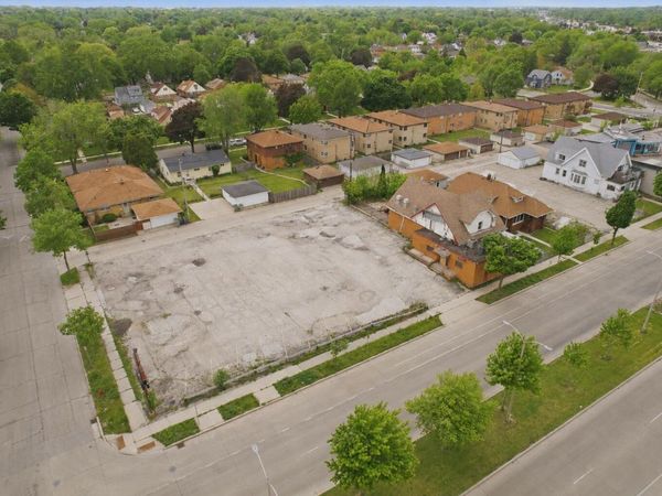 4323 N 60th St, Milwaukee, WI 53216