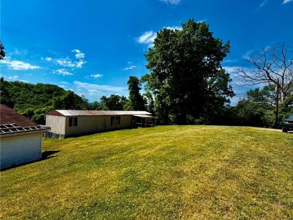 26 Shoshoni Lane, Bancroft, WV 25011