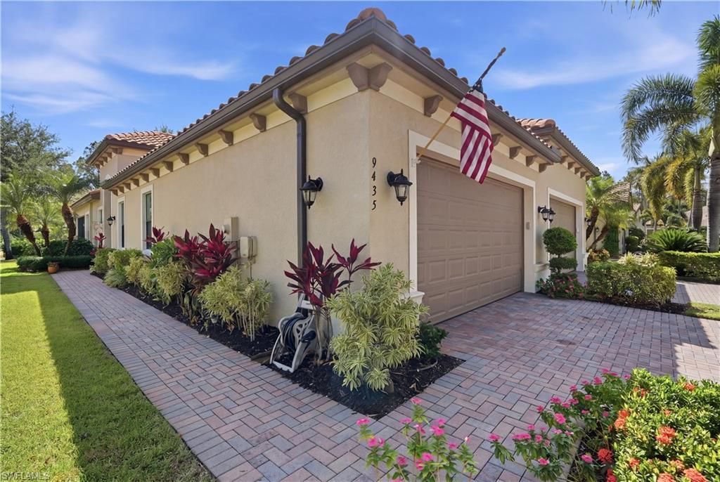 9435 Isla Bella Cir, Bonita Springs, FL 34135 Photo