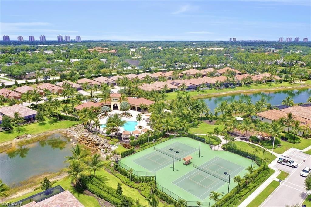 9435 Isla Bella Cir, Bonita Springs, FL 34135 Photo