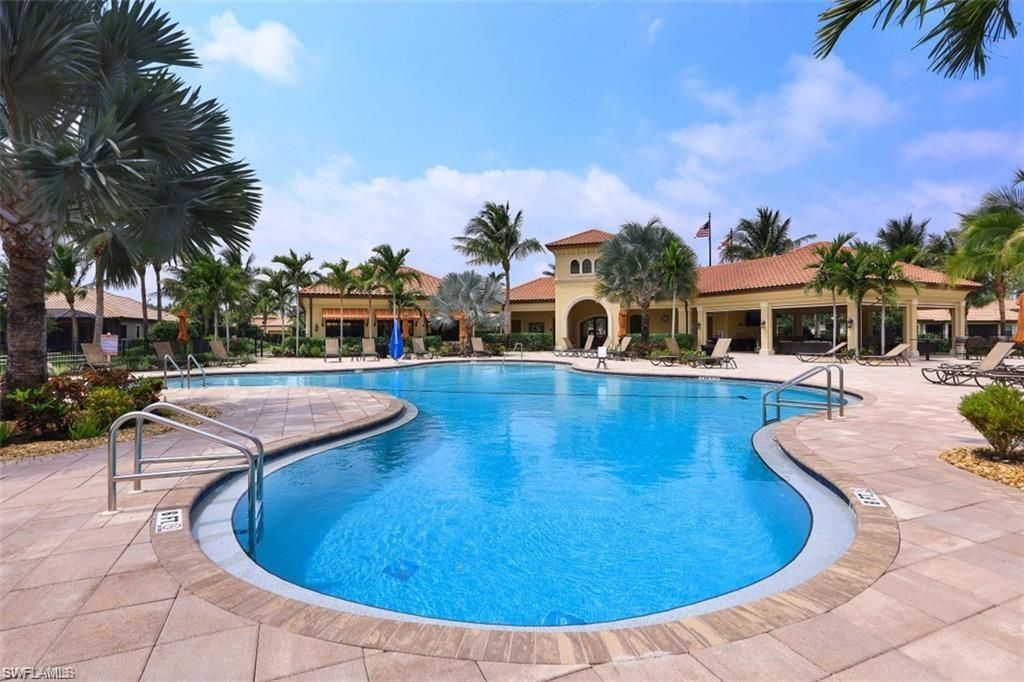 9435 Isla Bella Cir, Bonita Springs, FL 34135 Photo