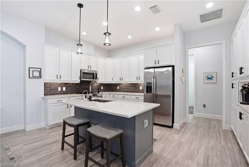 9435 Isla Bella Cir, Bonita Springs, FL 34135 Photo