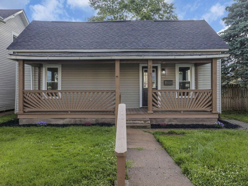 317 Harrison Avenue, Lancaster, OH 43130 Photo 1