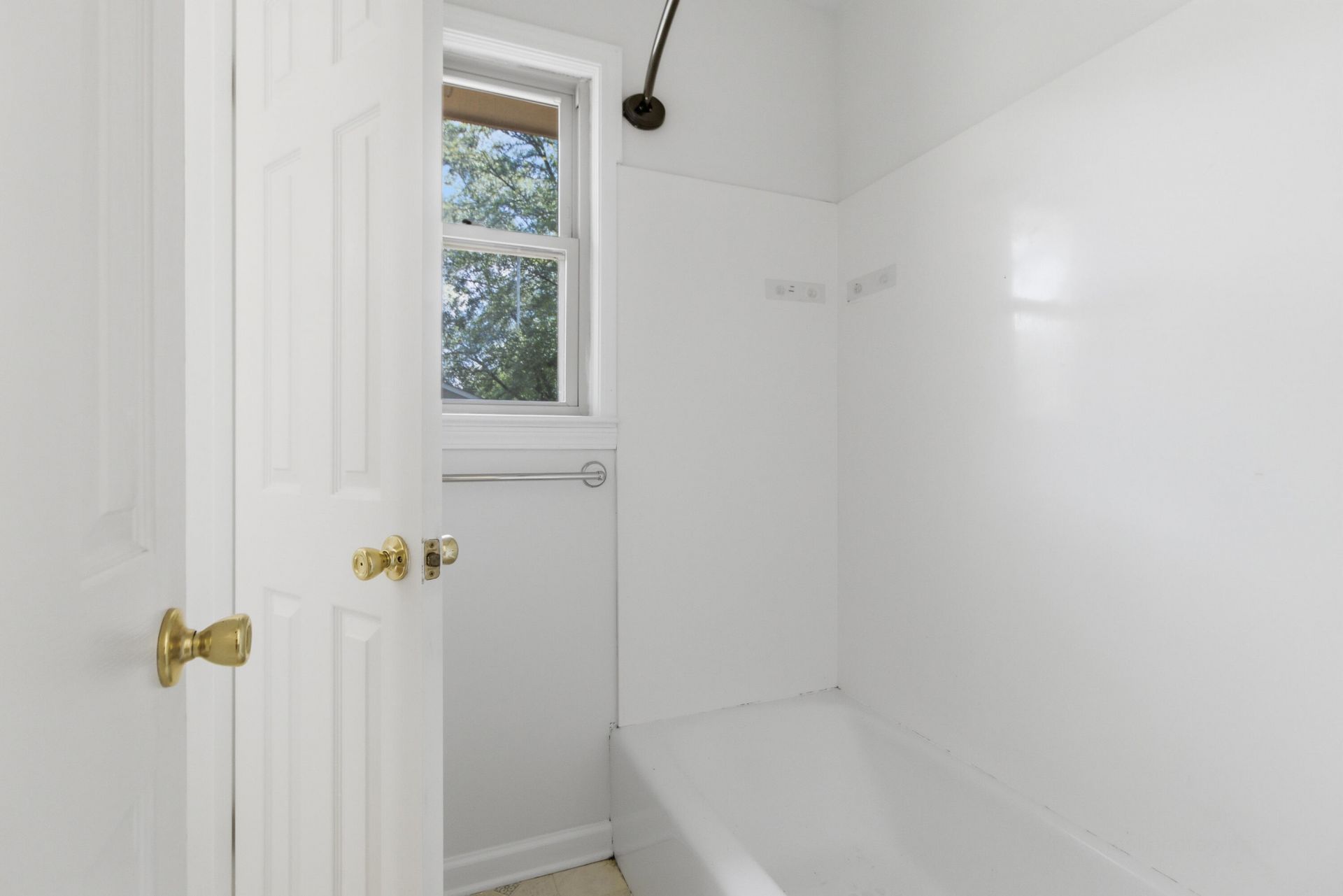 2754 Clover Street Photo 16