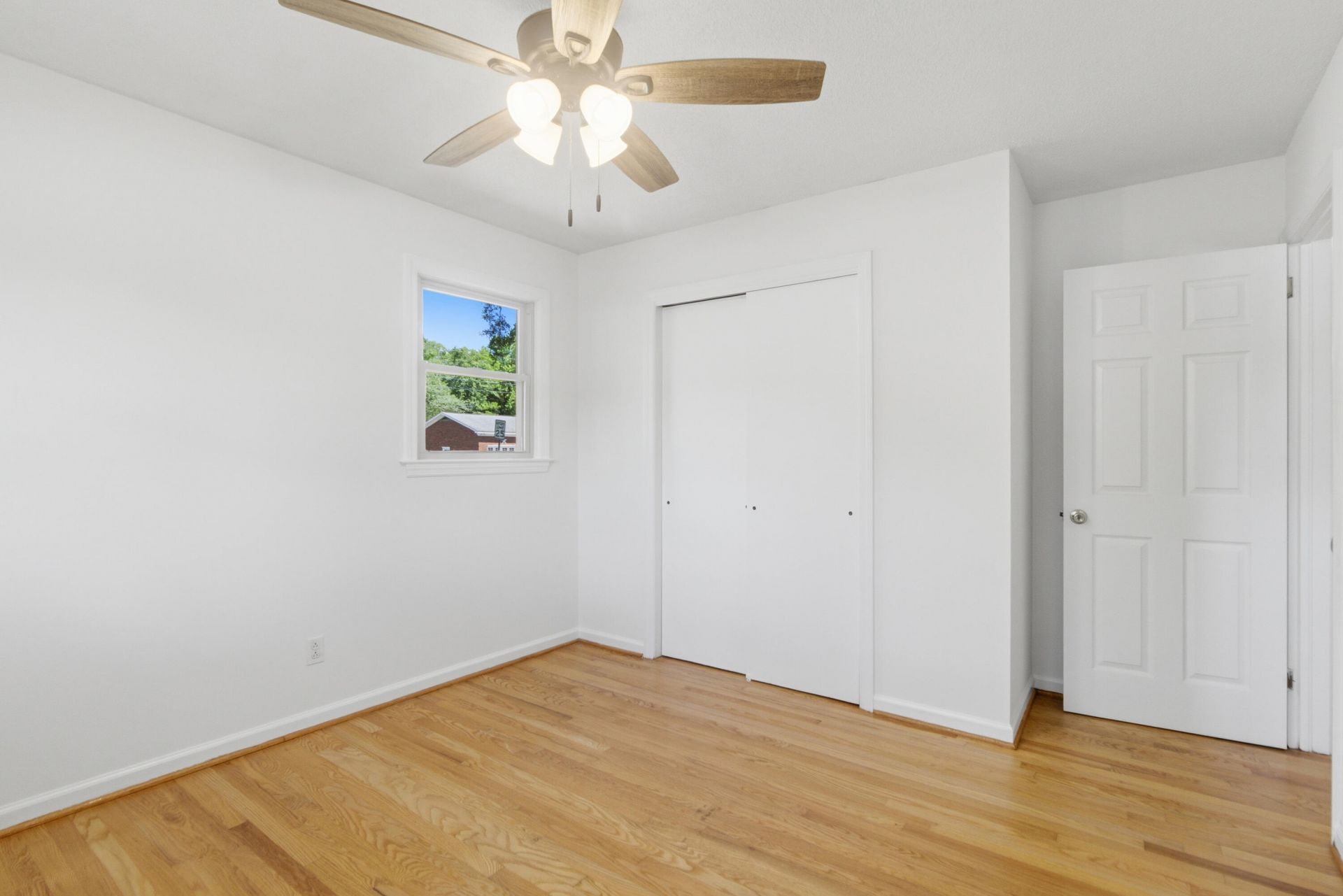 2754 Clover Street Photo 20