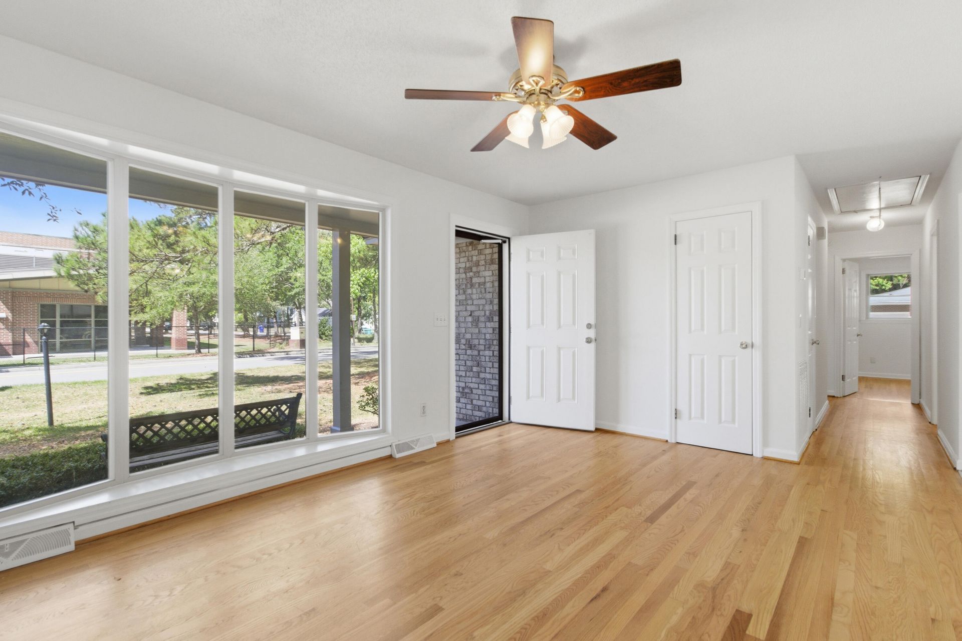 2754 Clover Street Photo 6
