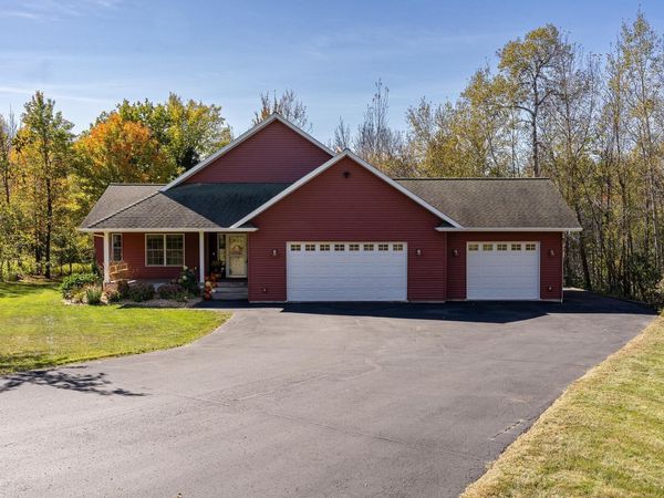 23 Amanda Dr, Esko, MN 55733