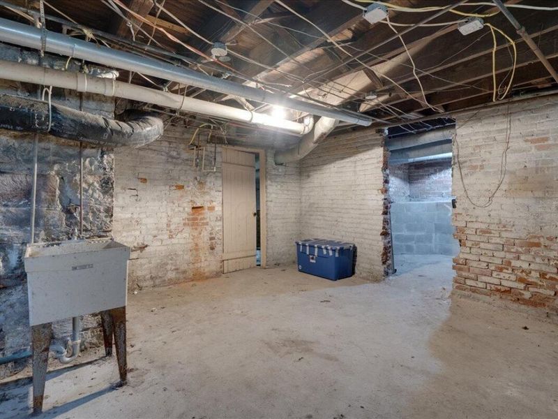 155 N High Street, Chillicothe, OH 45601 Photo 34