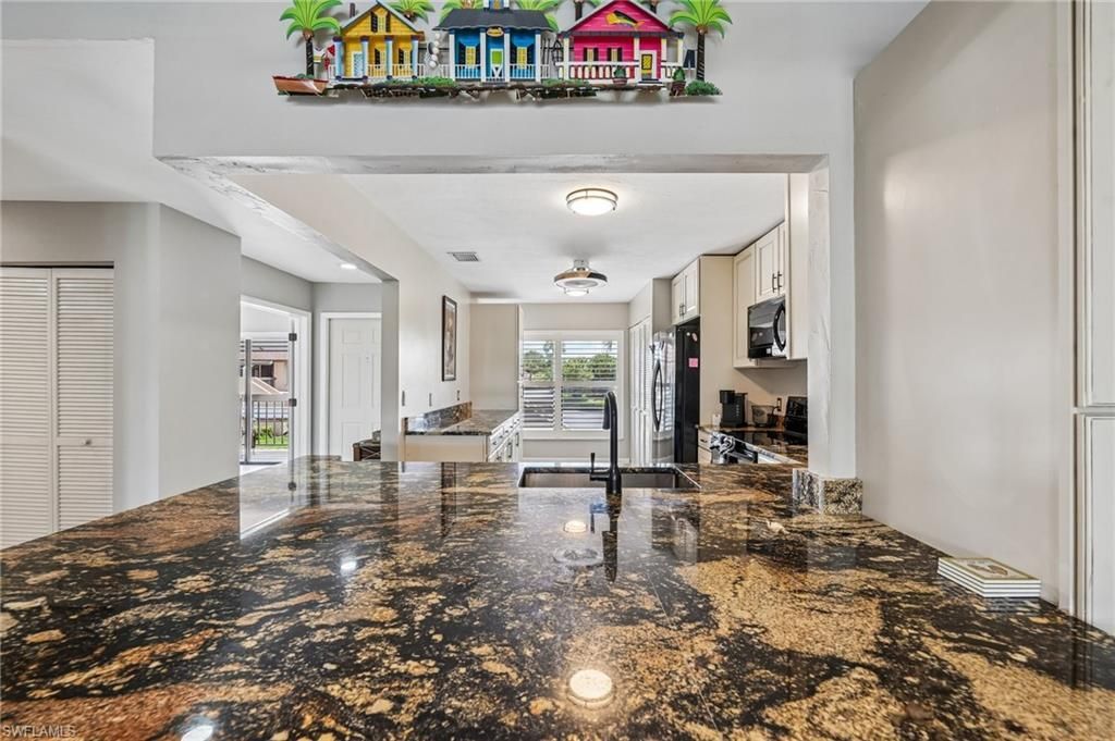 15489 Admiralty Cir, Unit 5, North Fort Myers, FL 33917 Photo