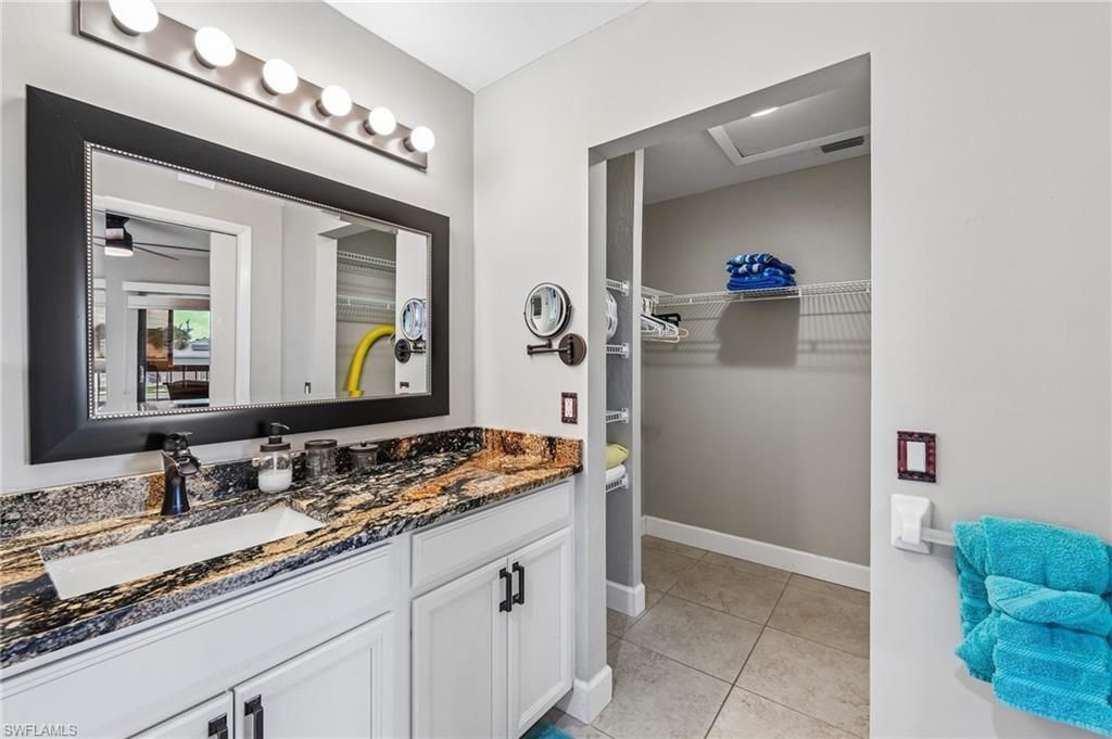 15489 Admiralty Cir, Unit 5, North Fort Myers, FL 33917 Photo
