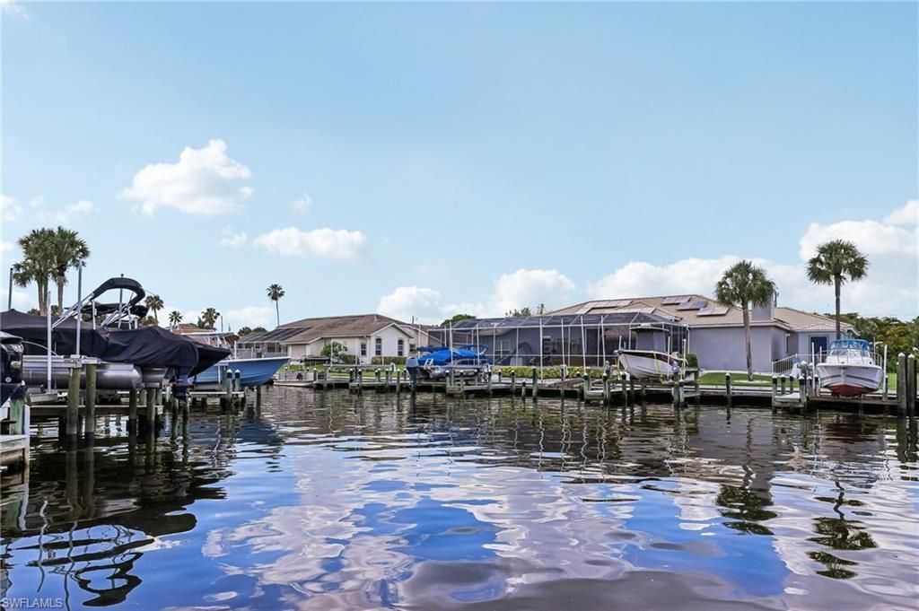 15489 Admiralty Cir, Unit 5, North Fort Myers, FL 33917 Photo