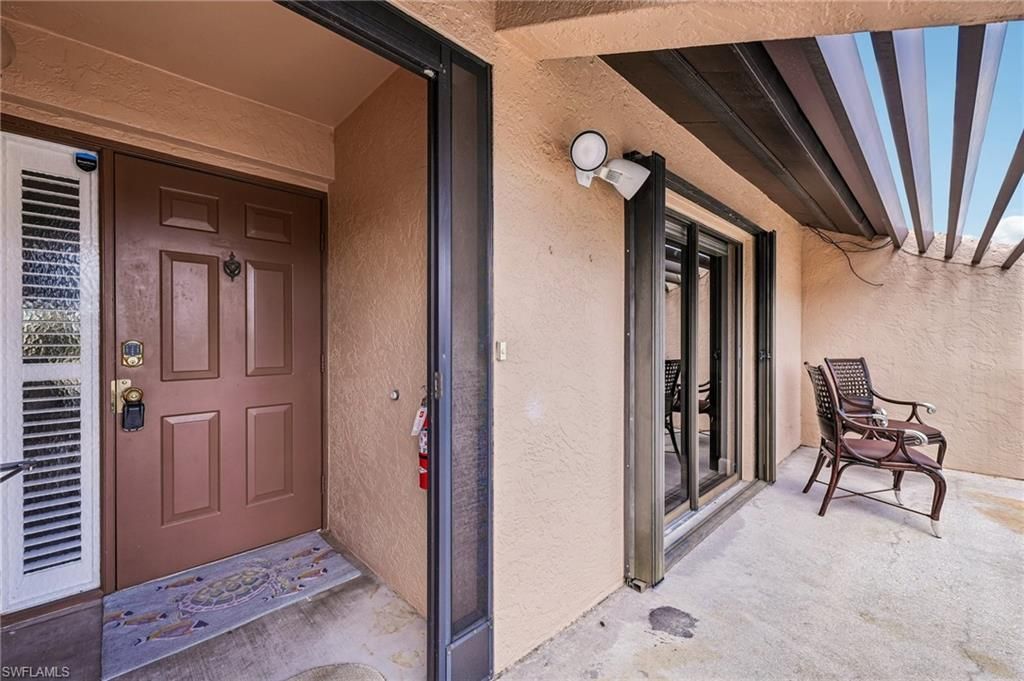 15489 Admiralty Cir, Unit 5, North Fort Myers, FL 33917 Photo
