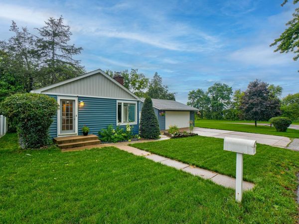 1213 10th Street , Hudson, WI 54016