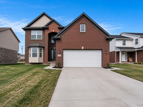 8301 Berwick Drive, Westland, MI 48185