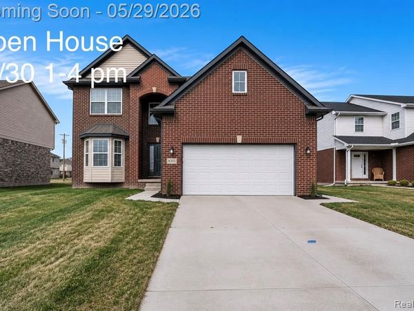 8301 Berwick Drive, Westland, MI 48185