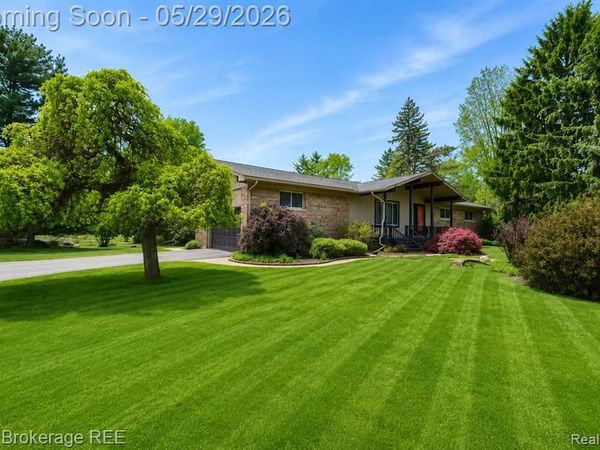6933 Hubbard Hills Drive, Independence Twp, MI 48348