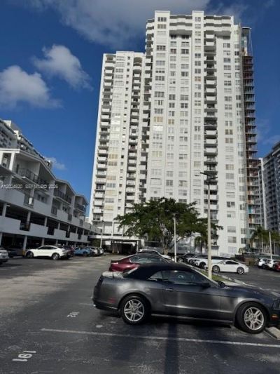 2750 NE 183rd St , Unit 1508, Aventura, FL 33160 Photo