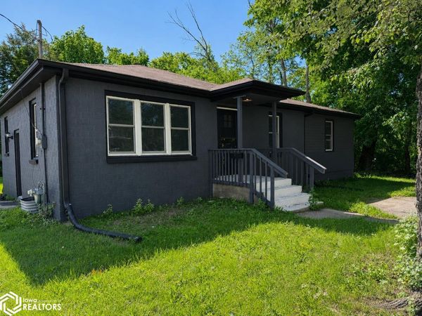 202 Curran Street, Burlington, IA 52601