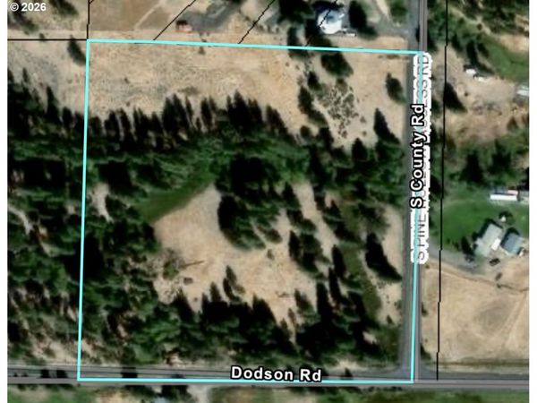2 S COUNTY RD, Tygh Valley, OR 97063