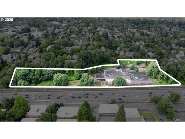 2506 NE MULTNOMAH ST, Portland, OR 97232