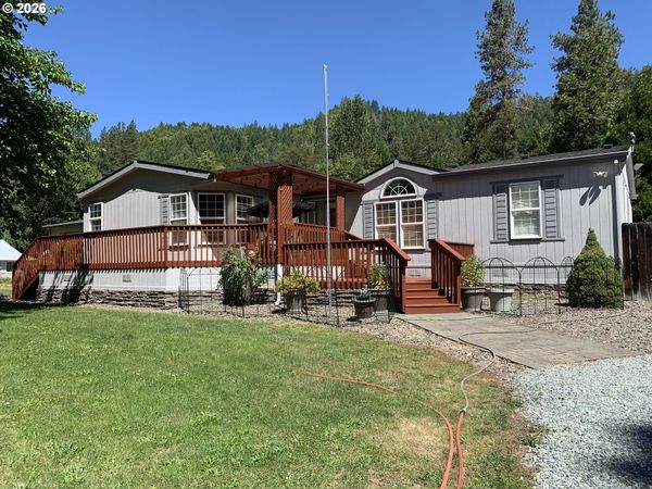 22282 TILLER TRAIL HWY, Days Creek, OR 97429