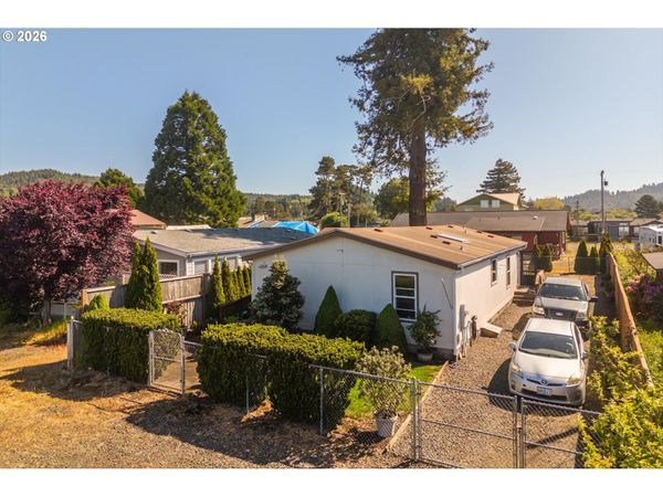130 S 11TH ST, Lakeside, OR 97449