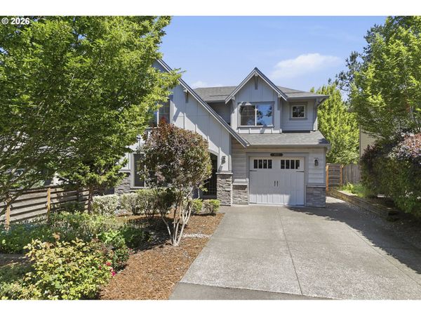 1053 YATES ST, Lake Oswego, OR 97034