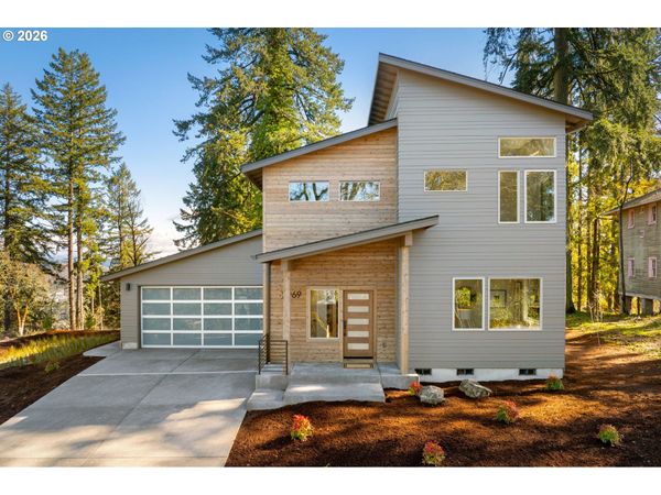 2969 CAPITAL DR, Eugene, OR 97403