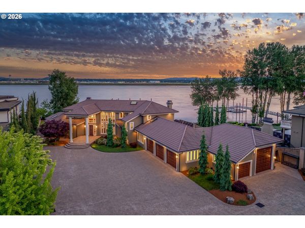 7701 SE 17TH ST, Vancouver, WA 98664